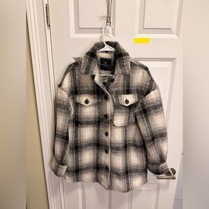 Women’s Bagatelle Collection Button Down Flannel Shacket (Shirt Jacket)